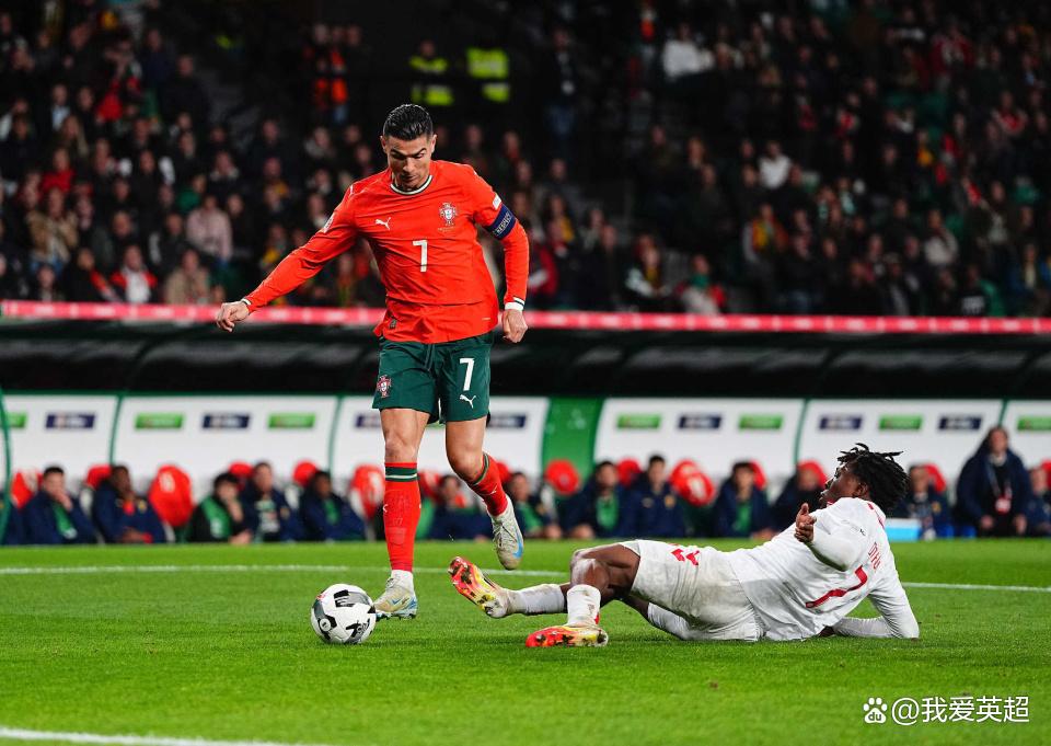 PG电子-C罗连续五场比赛得分超过败北，勇士挑战极限！的简单介绍