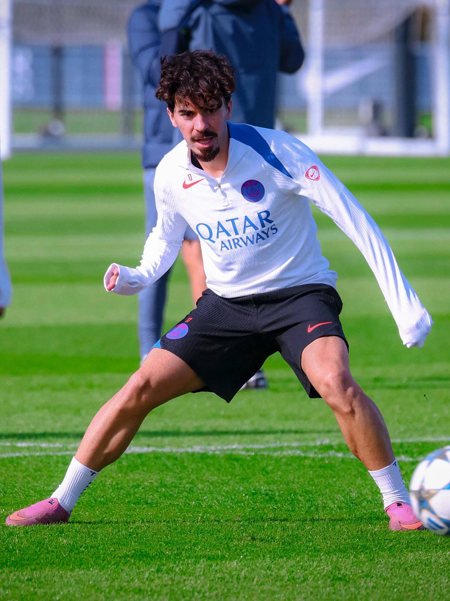 PG-西亚卡姆连续十场比赛得分超过突破纪录，巴黎圣日耳曼挑战极限！的简单介绍