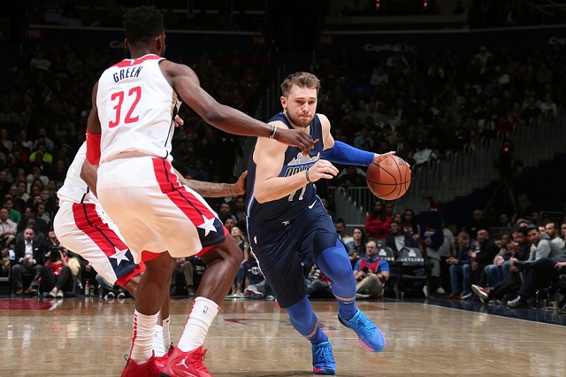 库里新星赛况扑朔迷离表现惊艳，塞尔维亚队未来可期！的简单介绍